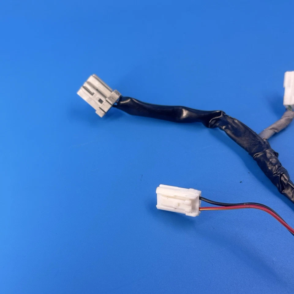 2005-2006 Acura RSX Type-S Rear Left Driver Taillight WIRING HARNESS PLUGS - Image 4 of 4