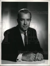 1963 Press Photo Red Rowe to host "Tell It to the Camera" on CBS-TV. - hcb37938