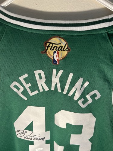 Von Kendrick Perkins signiertes Boston Celtics Trikot 2008 NBA Finals Patch JSA COA - Bild 5 von 6
