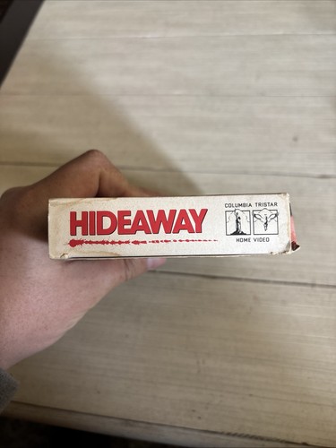 Hideaway (VHS, 1995, Closed Captioned) Jeff Goldblum - Picture 5 of 6