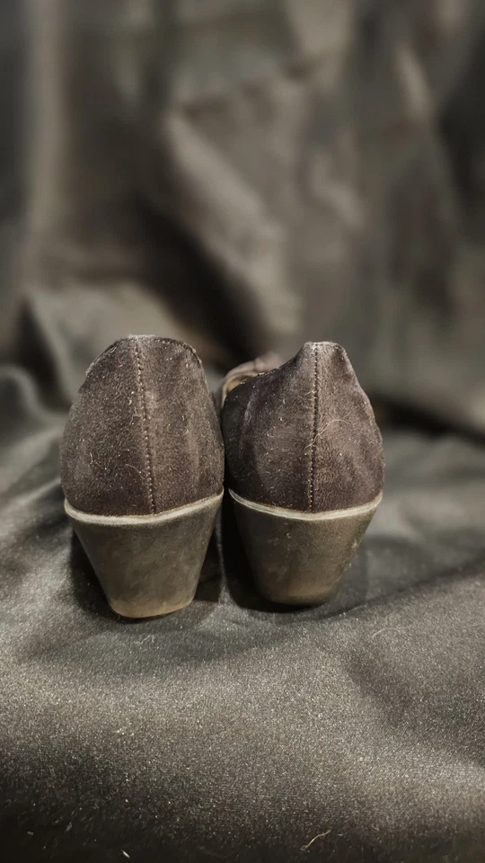 American Eagle Size 9 Wedge Shoes - Image 4 of 4