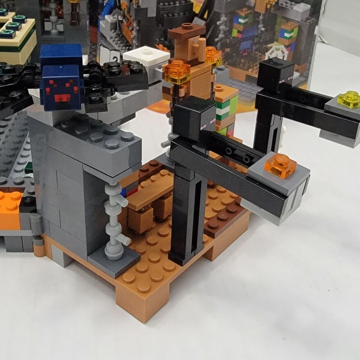 LEGO Minecraft The End Portal 21124 with Cave Spider! 