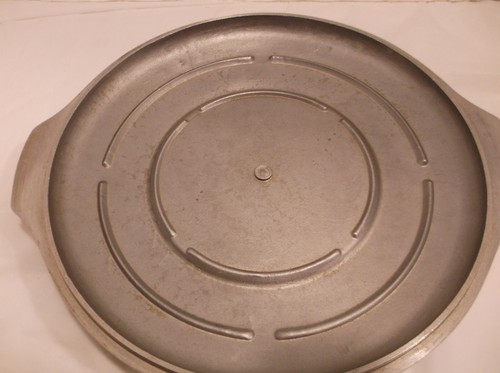 MAGNALITE COUNTRY COLLECTION Dutch Oven/Stock Pot  5 Qt  w/lid & trivet #5248 - Picture 7 of 14