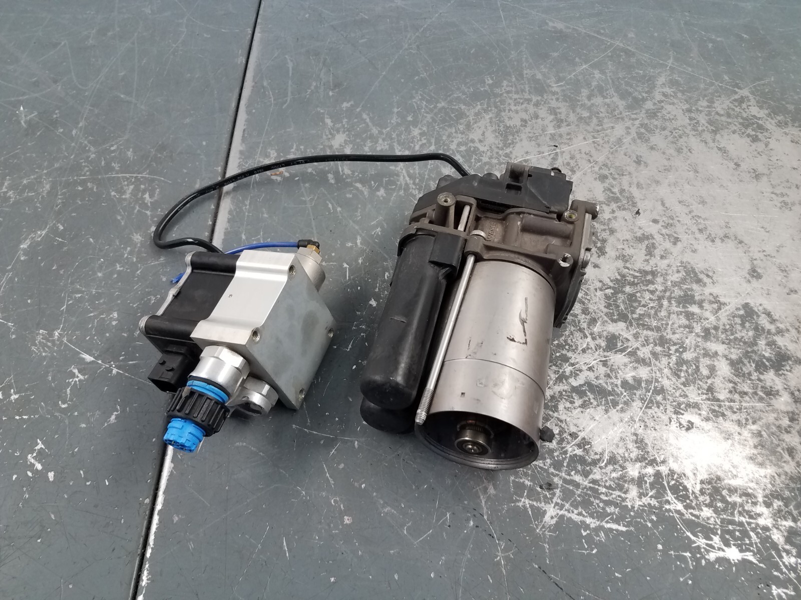 2018 Lamborghini Huracan Performante Air Lift Compressor  #10001 M1