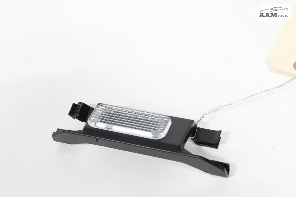 AUDI A5 QUATTRO 2018-24 interior del pasajero delantero lámpara de cortesía con soporte OEM Foto 2 de 4