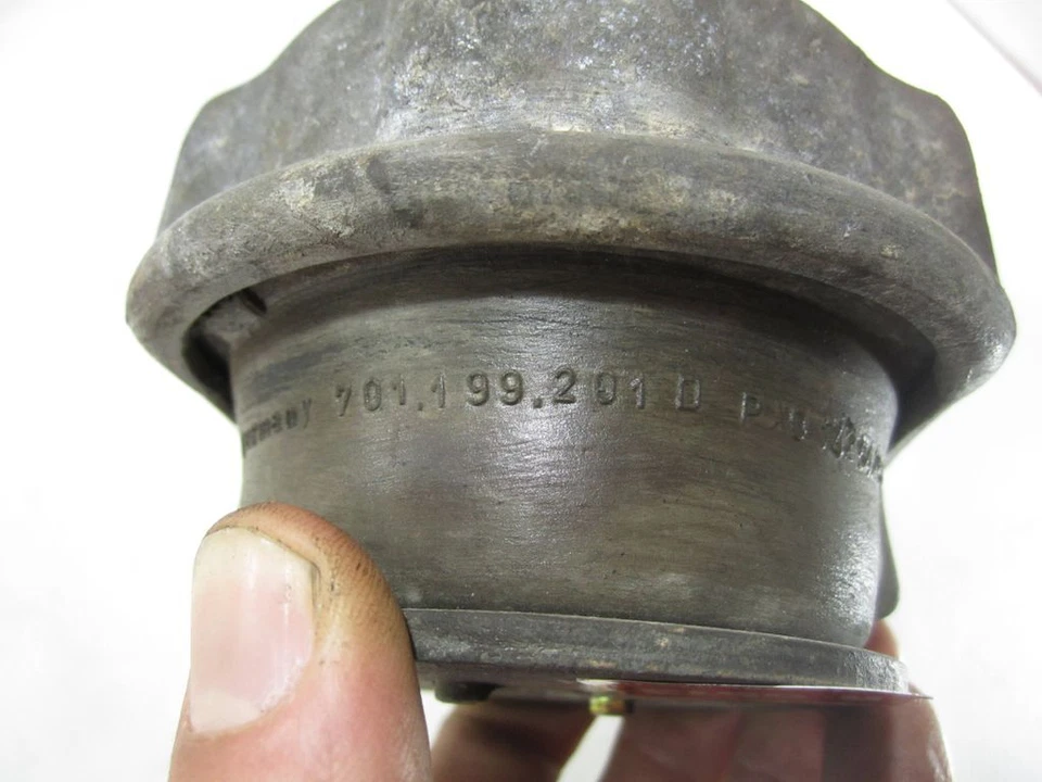 Volkswagen Transporter - Caravelle T4 1992 Diesel Engine mount bracket MRS9439 - Image 3 of 3