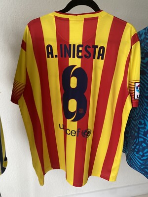 Nike 2013/2014 FC Barcelona Away Soccer Jersey. Catalan Flag