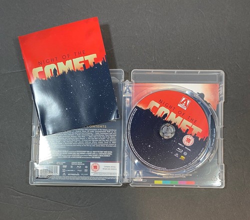 Night Of The Comet (1984) Blu ray + DVD****FLAWS ON CASE (CRACK/TEAR) REGION 2 - Picture 4 of 7