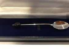 A hallmarked silver coffee bean end spoon