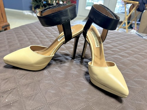 Steve Madden Magie Leather Heels Pumps Beige w. Black Ankle Strap - Size 6 - Picture 3 of 11