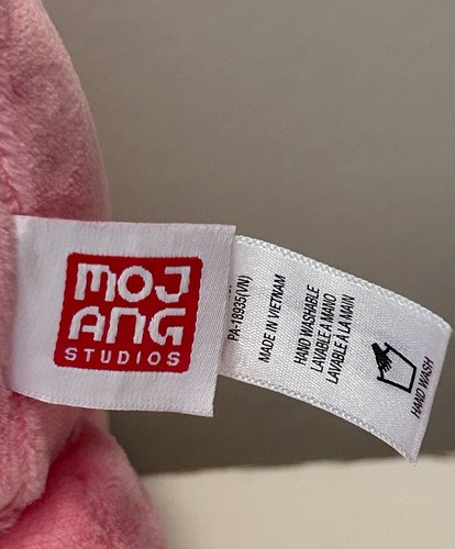 MINECRAFT Soft Plush Toy Pink Pig 2023 Mojang New - Picture 9 of 13