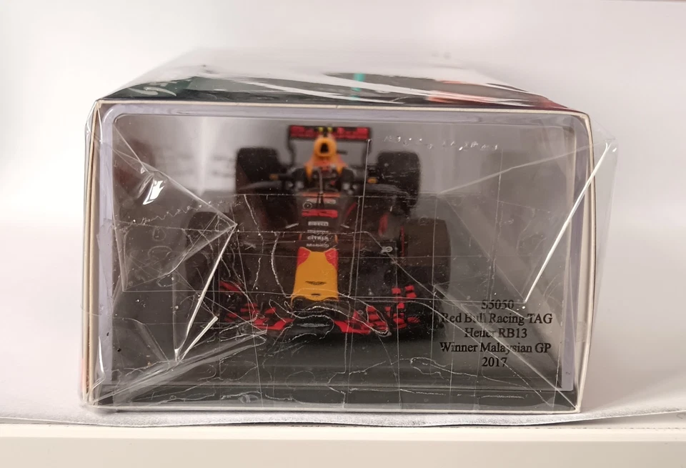 Red Bull RB13 Verstappen F1 2017 Winner Malesia Formula 1 1/43 Spark - Immagine 3 di 3
