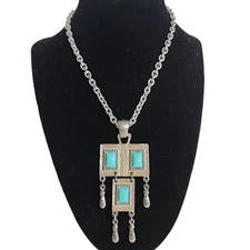 Sarah Coventry Folklore Necklace Blue Turquoise Pendant Silver Tone