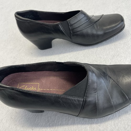 Clarks Women Black Pleated Leather Slip On Shoe Size 9M - Picture 4 of 6