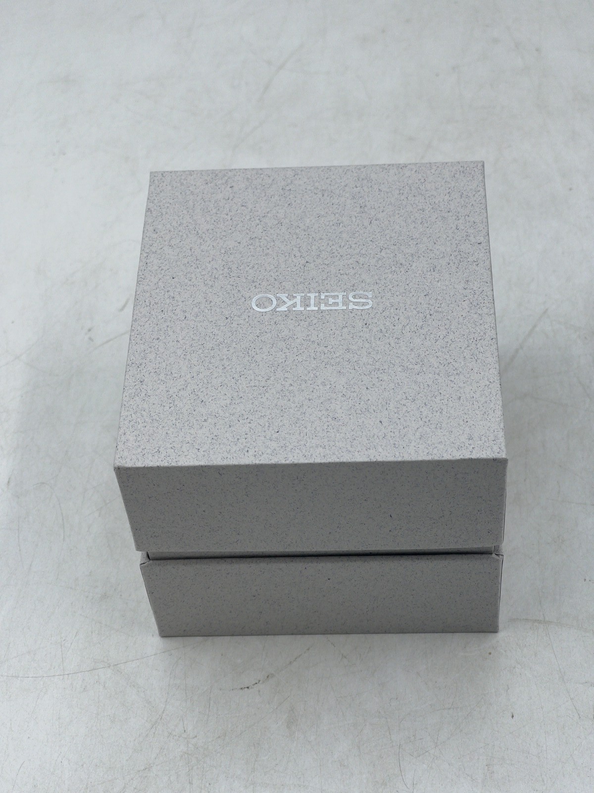 Seiko Men's Essentials Watch Silver/Gold&Silvertone Stainless Steel SUR430 thumbnail 6