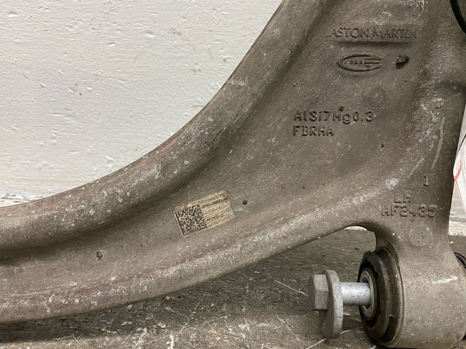 2019-2023 ASTON MARTIN VANTAGE OEM 4.0L RWD FRONT LEFT LOWER CONTROL ARM *12K*