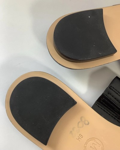 MK Michael Kors August Toe Ring Slide Sandals Womens Size 8 MK Logo Solid Black - Imagen 9 de 11