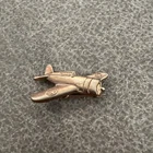 MILITARY WW2 PIN HOME FRONT PATRIOTIC XX-81. KEEP EM FLYING Sweetheart