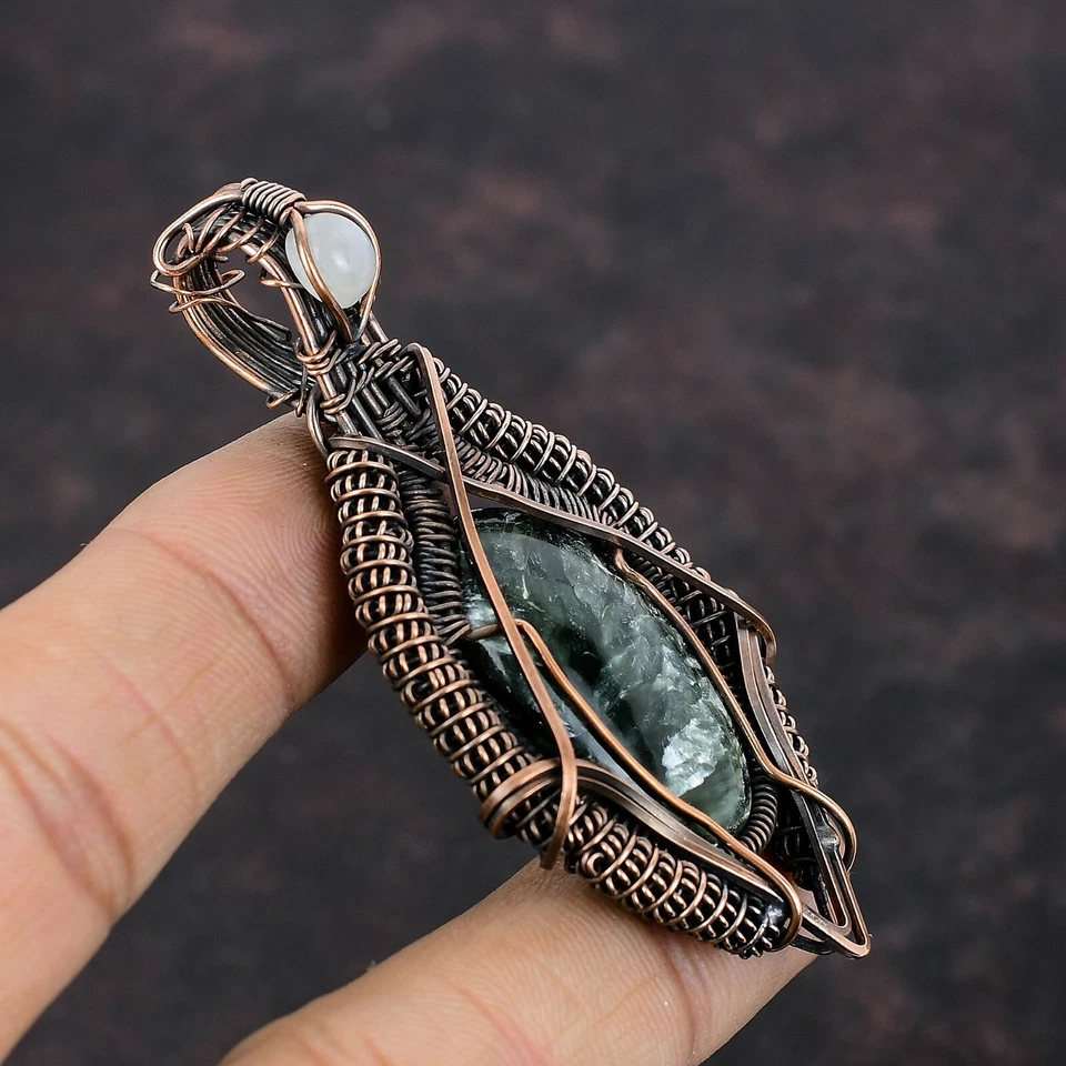 Colgante envuelto en alambre de regalo de bestia de cobre joyería de piedras preciosas de serafinita 2,95" Foto 4 de 4