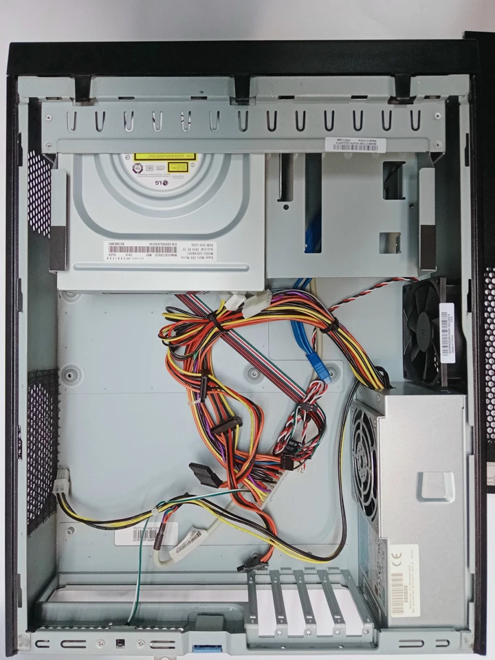 Chenbro PC-71169 - H05 Slim Micro ATX Gehäuse schwarz  Netzteil + DVD RW USB 3.0 - Bild 3 von 4