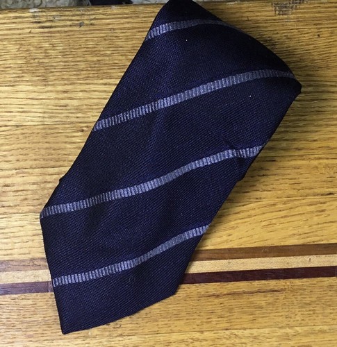 Vtg Giorgio Armani Classico  Men Tie Italy Blue Silk 3.5 In X 59 In - Picture 3 of 6