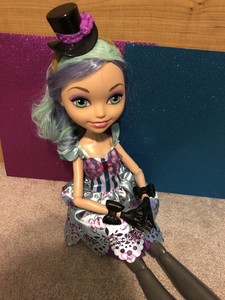 muñeca madeline hatter