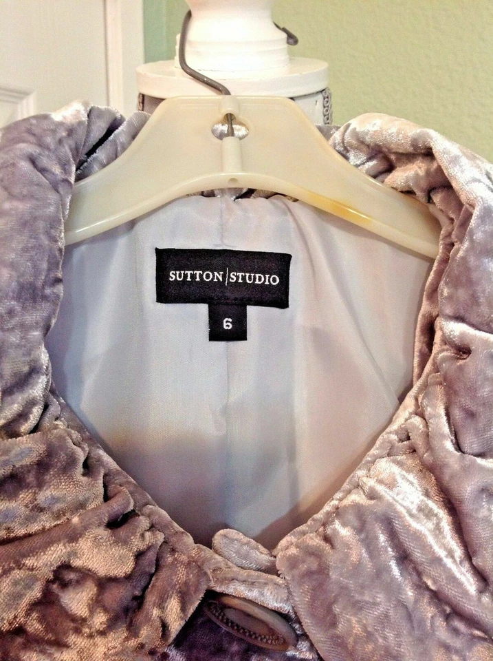 NWT! SUTTON STUDIO Jacket ~Silver Soft Plush Velveteen Button Down Front ~Sz.6 - Image 2 of 4