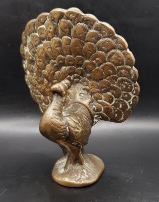 Kleiner Vintage massiver Messing Pfau Ornament/Briefbeschwerer - perfektes Ausstellungsstück 