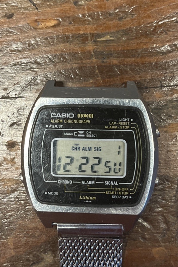 Vintage 1980's Casio 83QS-41 Alarm Chronograph Digital Watch For PARTS ONLY