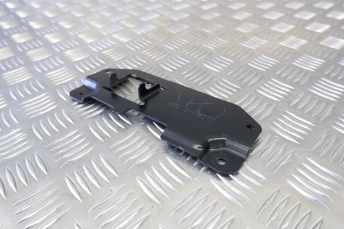 Distronic sensor bracket