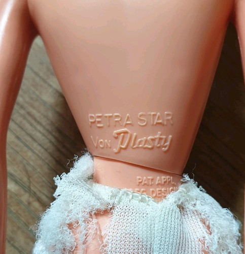 Sindy Doll Vintage Dark Hair - Petra Star Von Plasty - Hong Kong - 第 8/8 張圖片
