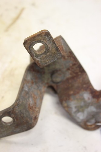 2003-2006 Mitsubishi Evolution Evo 8 9 6 Speed Shifter Cable Bracket - Picture 4 of 7