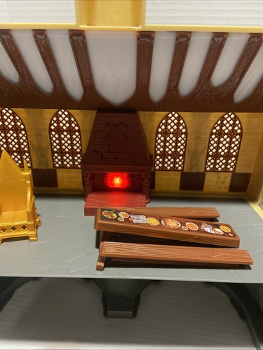 Wizarding World of Harry Potter Minis Hogwarts Castle Playset Works incomplete - Picture 8 of 13