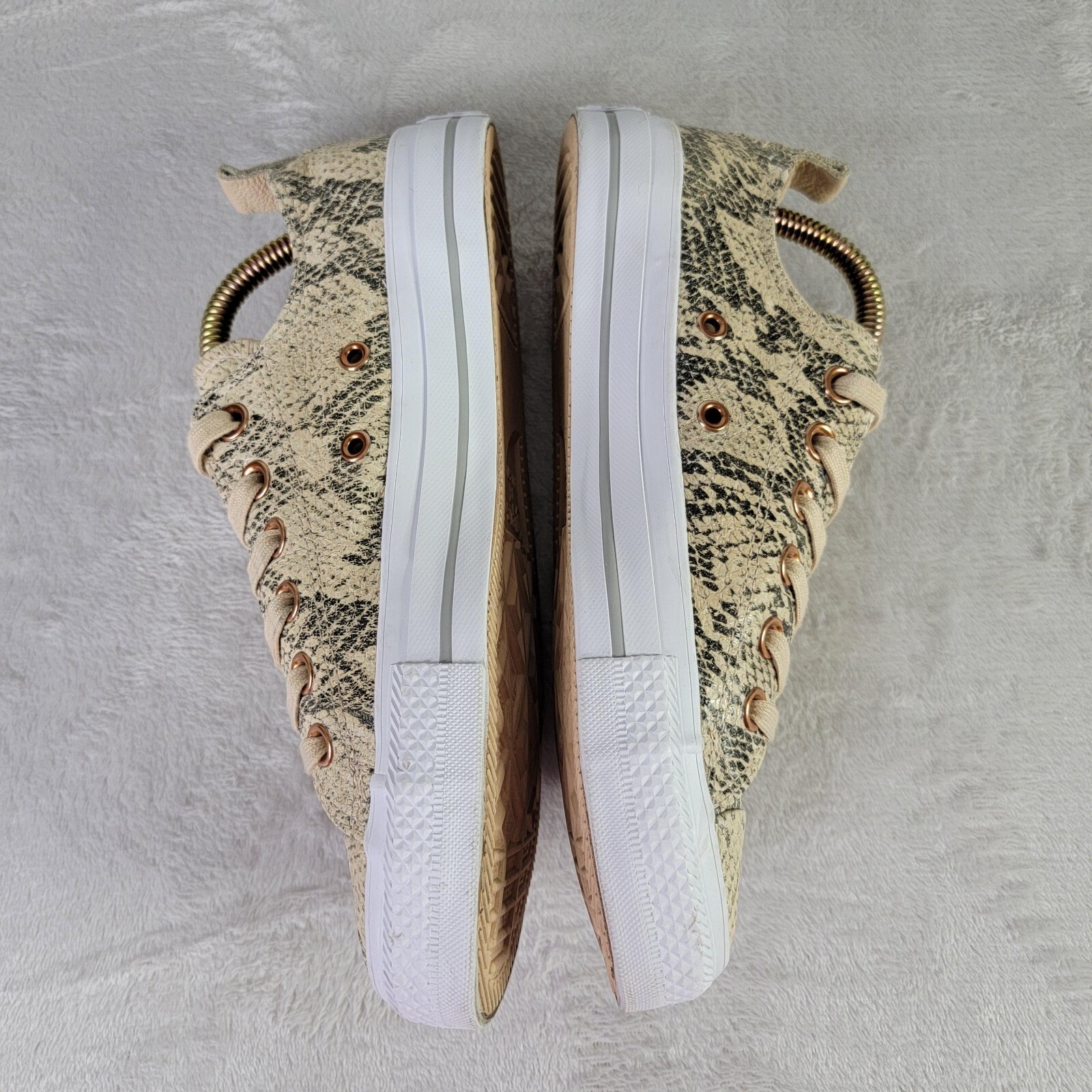 Converse Chuck Taylor All Star Sneakers Womens 7 Leather Reptile Print Low Top thumbnail 4