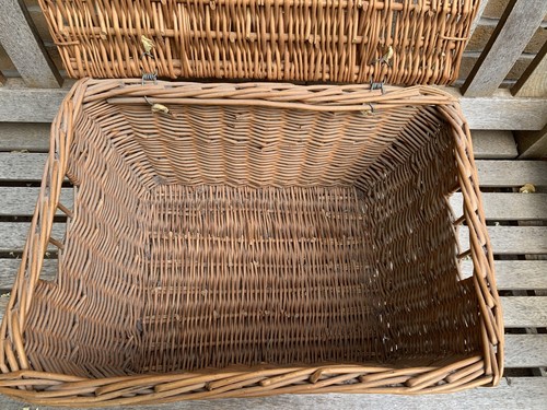 Vintage Wicker Basket Logs,Fireside,Toys,Storage,Fishing,Prop. - Picture 5 of 13