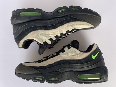Preowned* Nike Air Max 95 Essentials Antifreeze Black/Volt AT9865