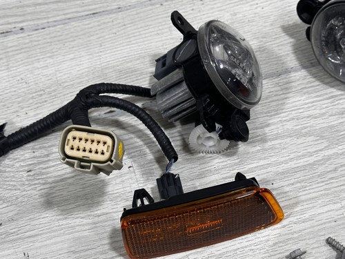 2021-2023 Ford Bronco Sport front fog lights + harness M1PB-15A254-AB - Picture 6 of 18