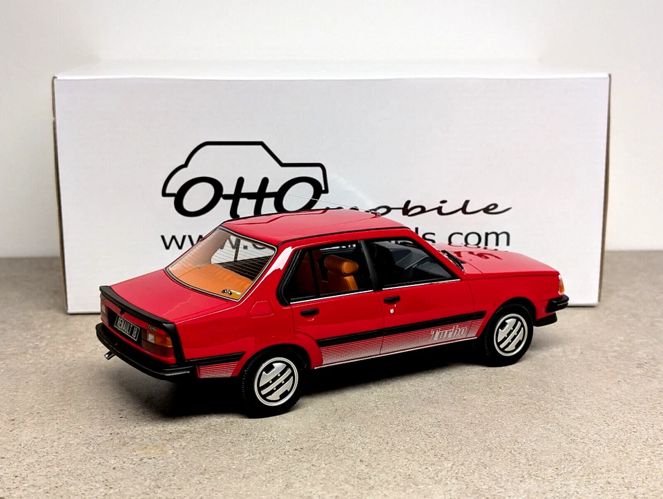 1:18 Otto Mobile Renault 18 Turbo rojo OT849 NUEVO - Imagen 4 de 4