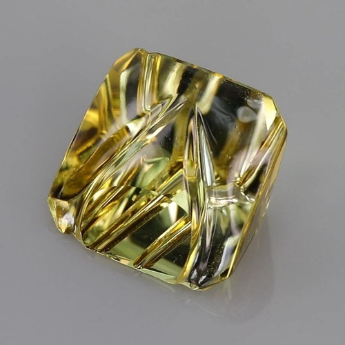 2.56 carats honey yellow natural tourmaline fancy cut 23083087 - Picture 2 of 4