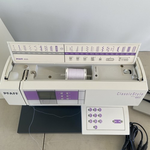 Pfaff 2025 Style Sewing Machine As Is - Picture 5 of 24