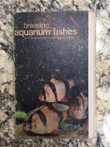 Breeding Aquarium Fishes Dr Herbert R Axelrod 1969 Acceptable Condition - Picture 2 of 12