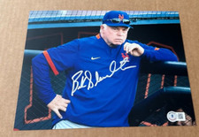 BUCK SHOWALTER SIGNED NEW YORK METS 8X10 PHOTO BECKETT  COA  METS MANAGER