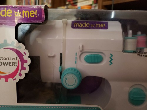 Kids Made By Me My Very Own Sewing Machine Kit Herizon Group Foot Pedal NIB - Picture 3 of 6