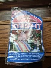 New Shirley Botsford Strip-It Bias Tape Maker With Instruction Booklet