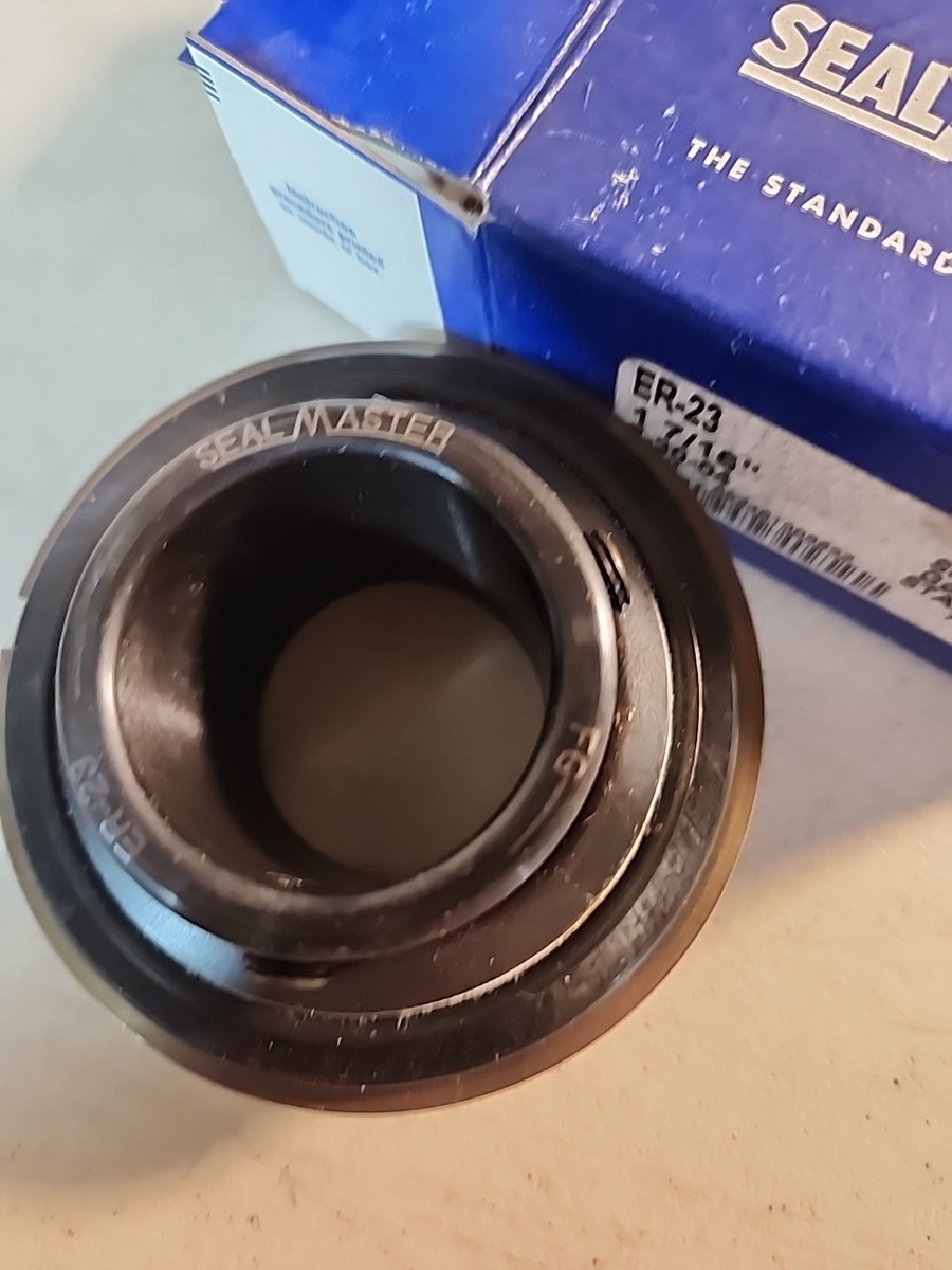 Sealmaster ER-16T Cylindrical OD Bearing, Skwezloc Collar, Light Contact Felt Seals, 1" Bore, 52 Mm OD, 1-7/16" Width: Cylindrical Roller Bearings
