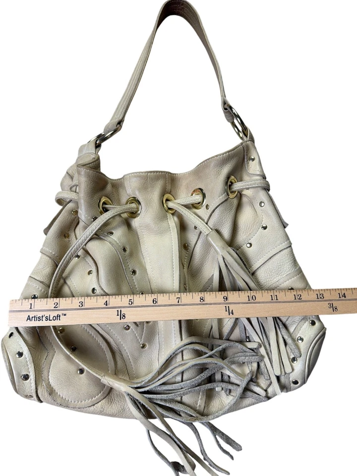 Vintage Bulga White Leather Studded Fringe Handbag With Shoulder Strap - Image 3 of 4