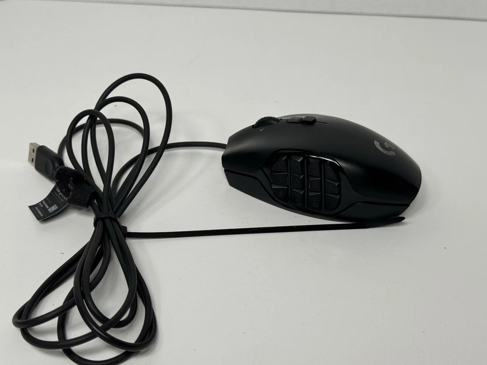 Logitech G600 MMO Wired Gaming Mouse RGB Backlit 20 Programmable Buttons Black - Image 2 of 4