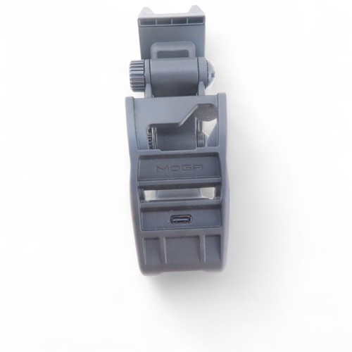 PowerA Moga 1526790-01 Play & Charge Gaming Clip for Xbox Wireless Controllers - Picture 4 of 13