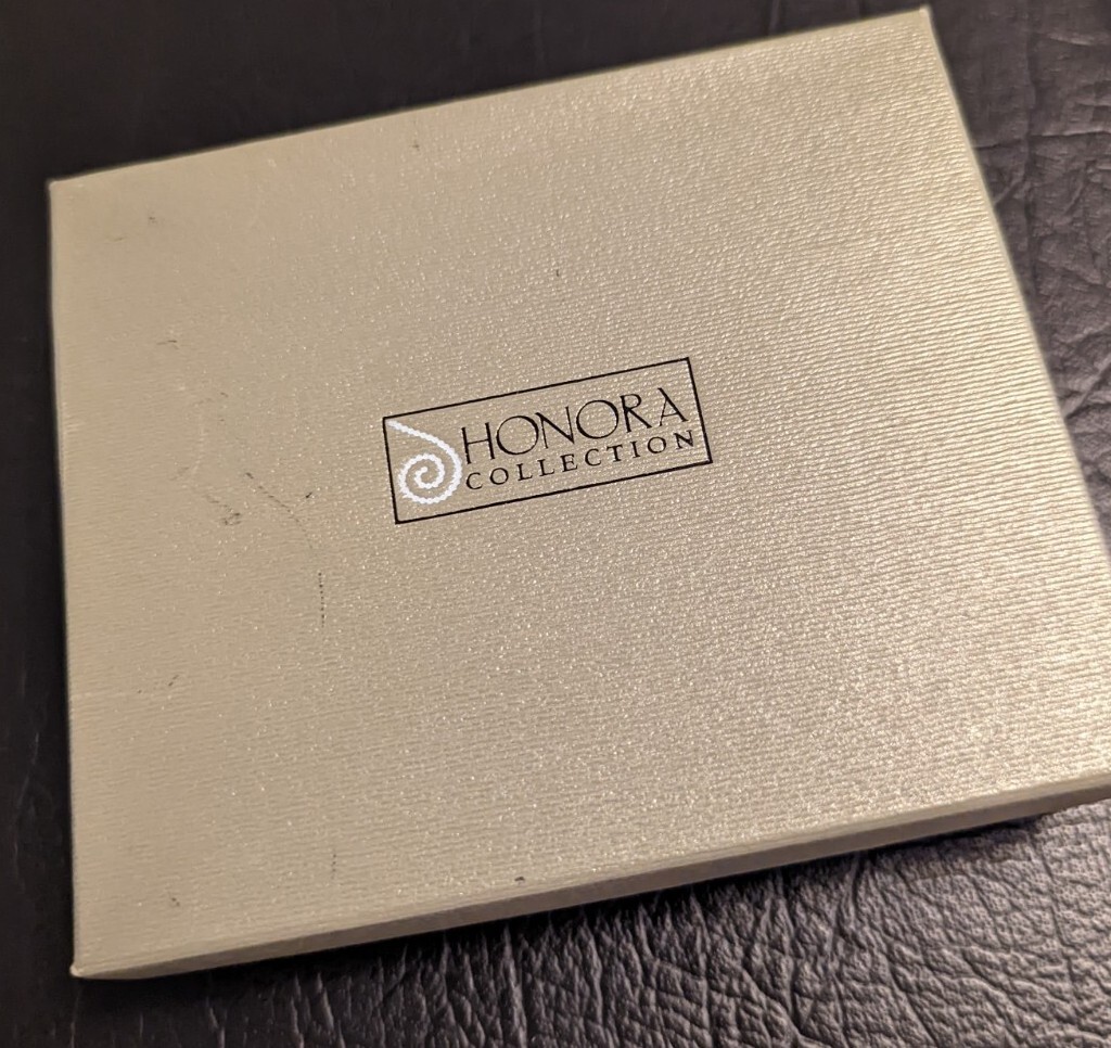 Alex Lemonade Stand Friend of Alex Heart Charm Honor… Gem