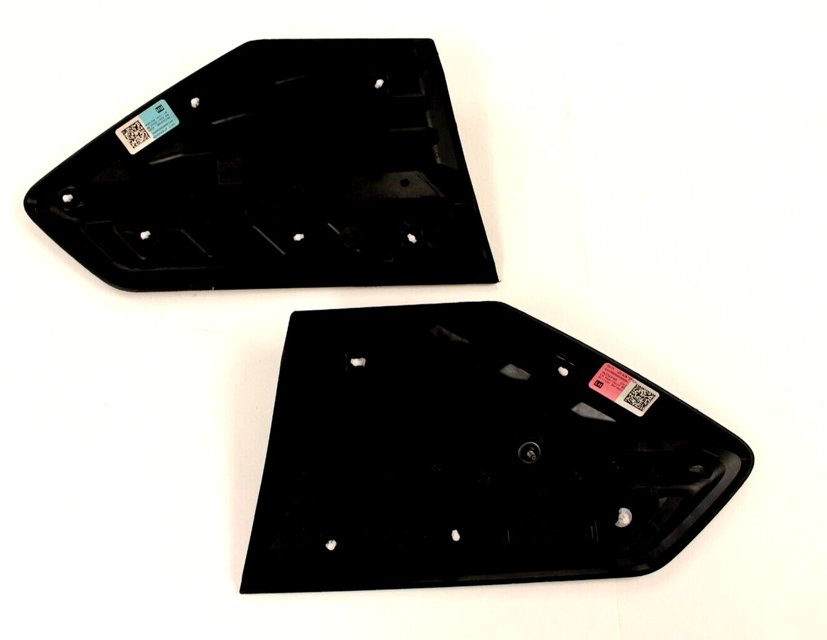 2020-2022 Chevrolet Silverado 6.6L Left# 84732078 & Right# Hood 